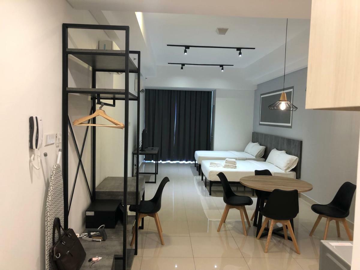 Vivo Suites By Subhome Kuala Lumpur Bagian luar foto