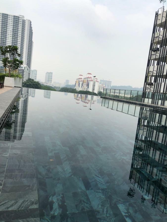 Vivo Suites By Subhome Kuala Lumpur Bagian luar foto