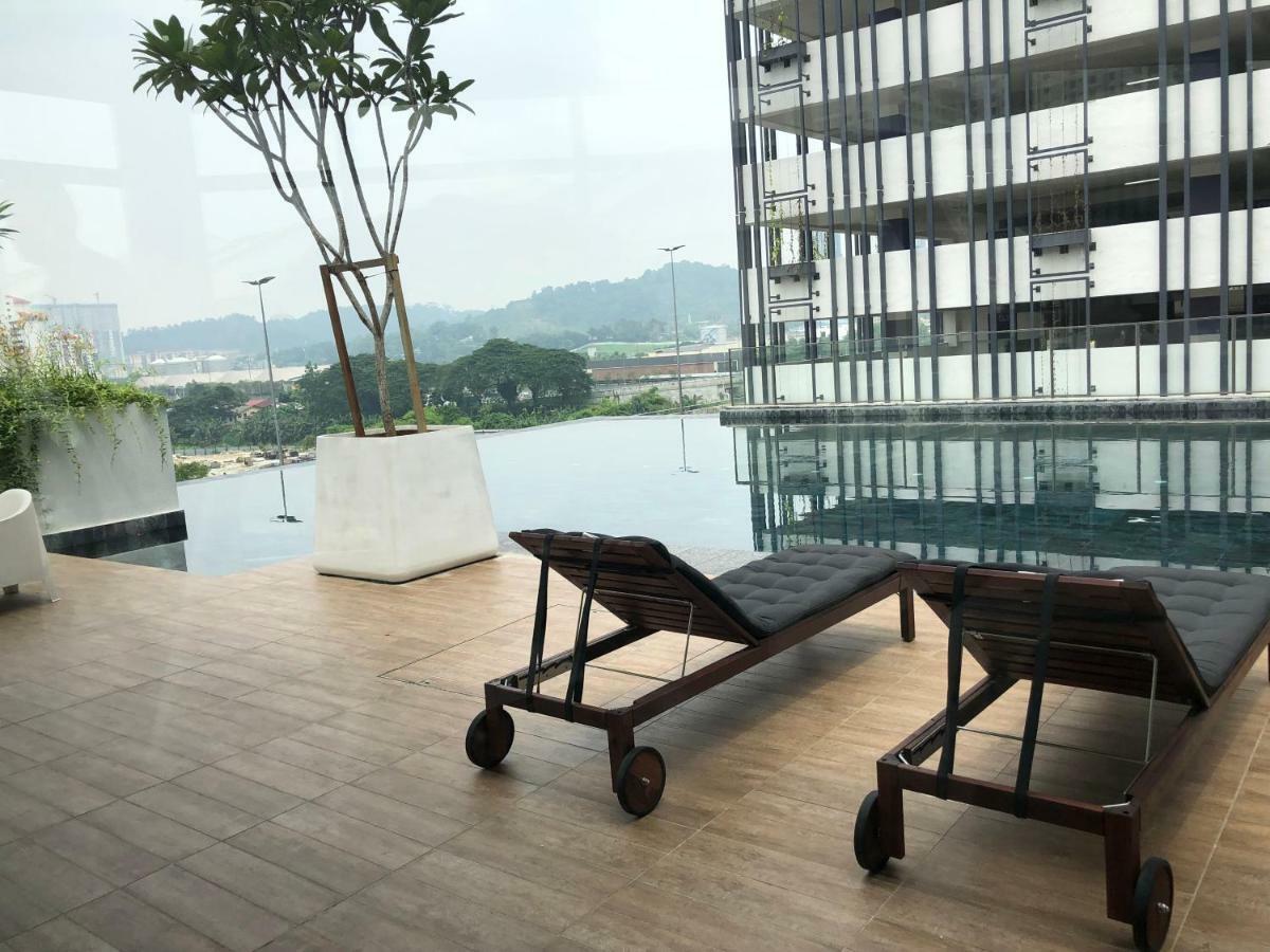 Vivo Suites By Subhome Kuala Lumpur Bagian luar foto